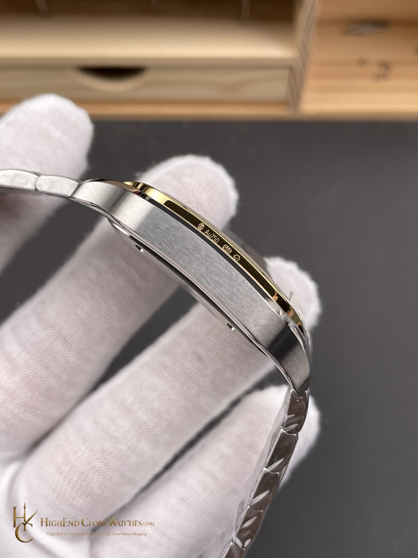 Cartier Santos de Cartier Large W2SA0009 side case profile super clone watch