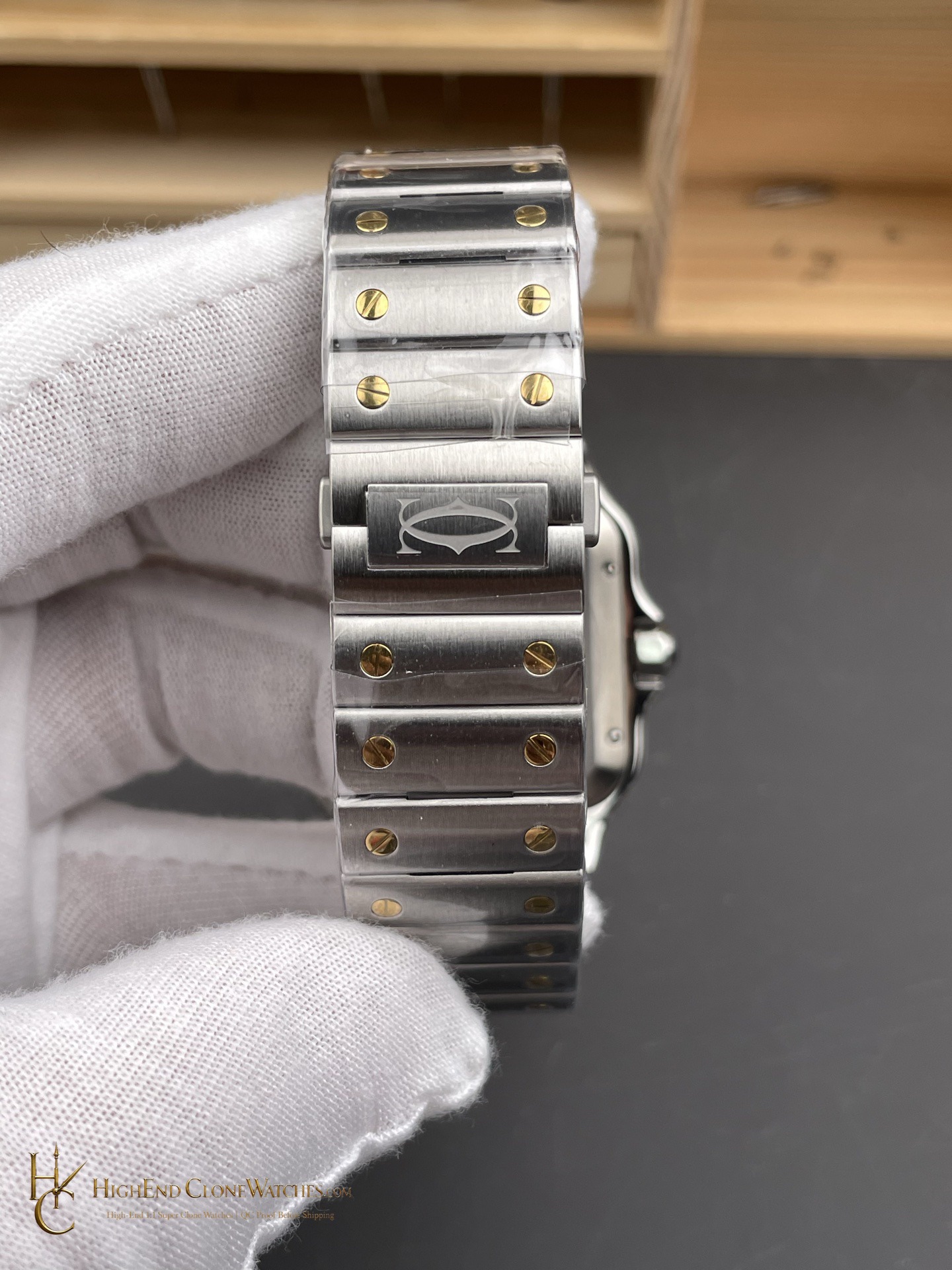 Cartier Santos de Cartier Large W2SA0009 clasp detail super clone watch