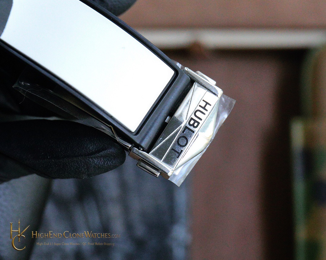 Hublot Big Bang Unico Sang Bleu II 45mm TITANIUM WHITE 418.NX.2001.RX.MXM20 product view super clone watch