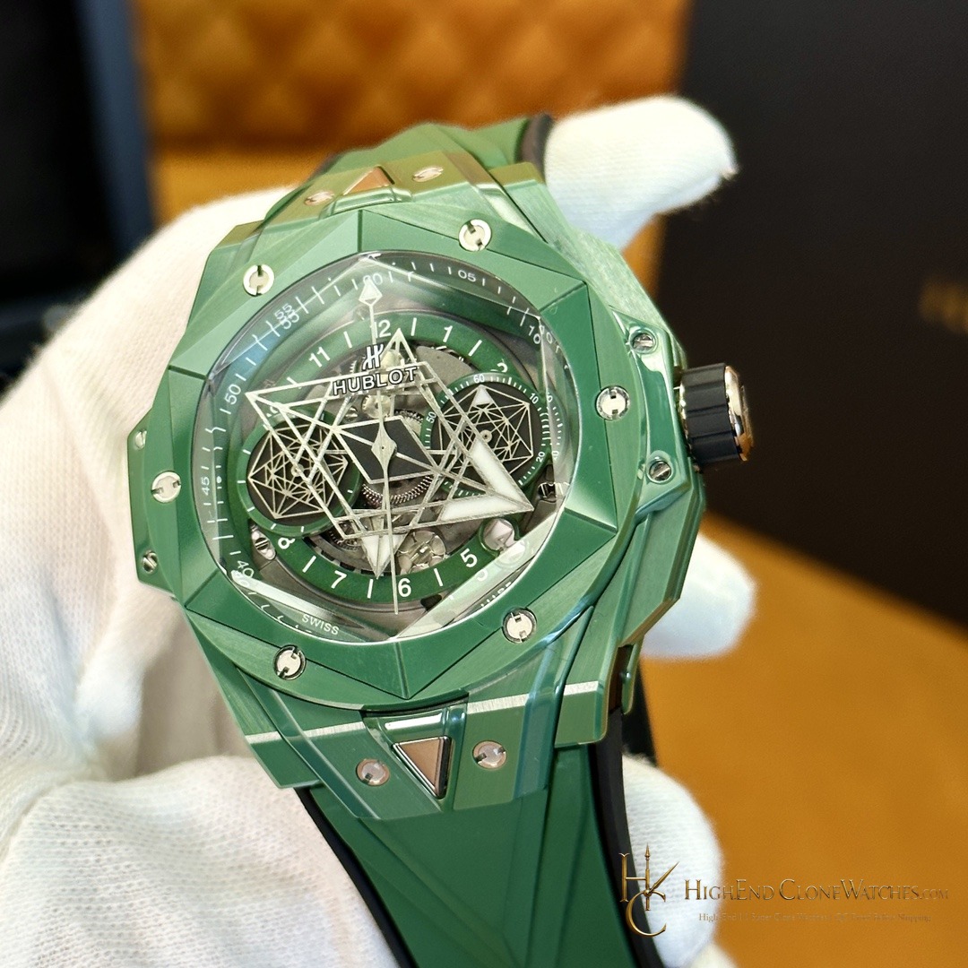 Hublot Big Bang Unico Sang Bleu II GREEN CERAMIC 45mm 418.GX.5207.RX.MXM22 product view super clone watch
