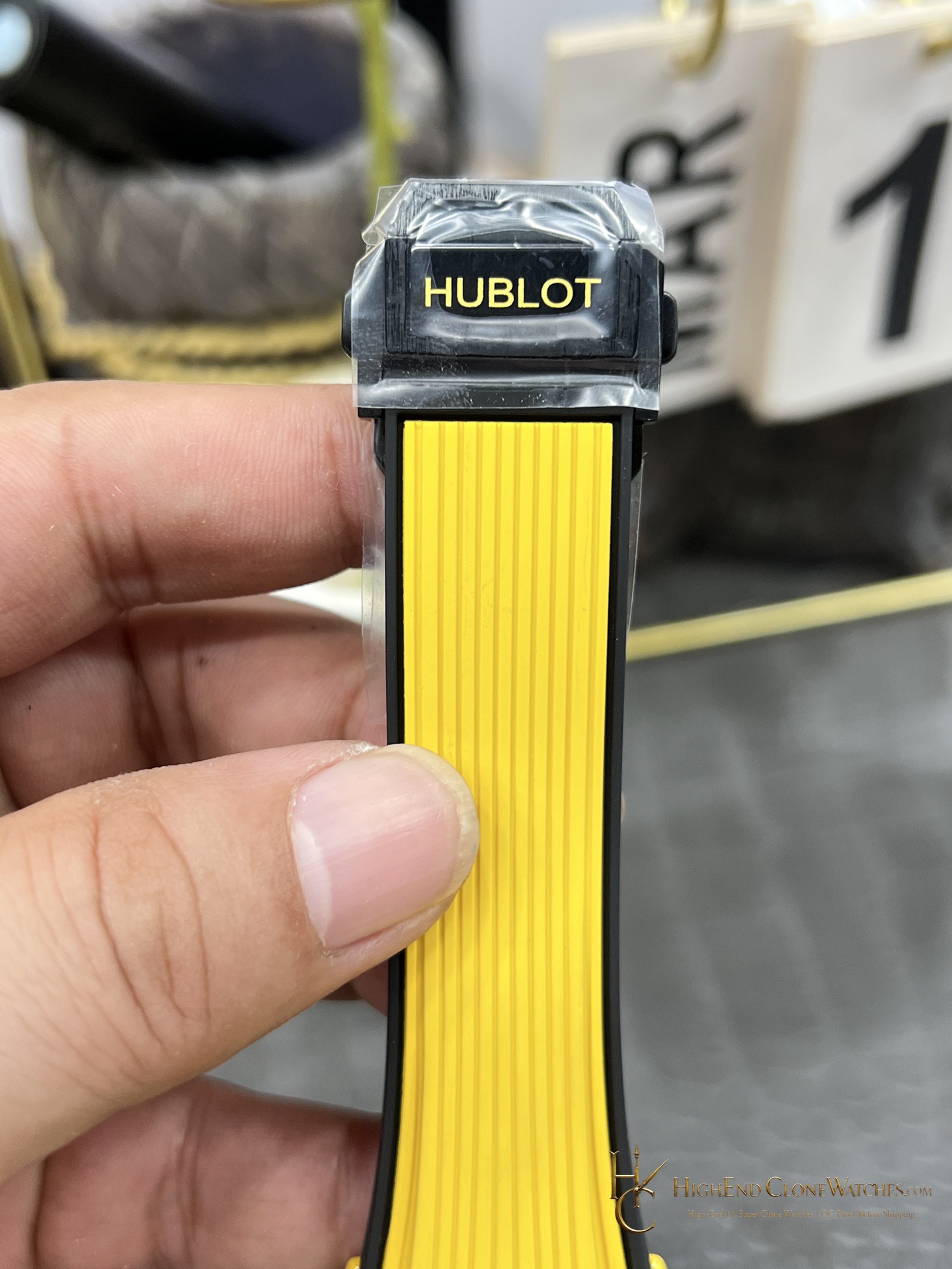 Hublot Big Bang Unico Yellow Magic 42mm 441.CY.471Y.RX product view super clone watch