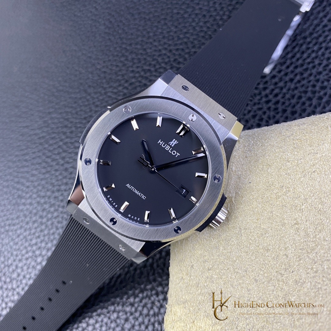 Hublot Classic Fusion 42mm 542.NX.1171.RX product view super clone watch