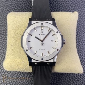 Hublot Classic Fusion 42mm 542.NX.2611.RX product view super clone watch