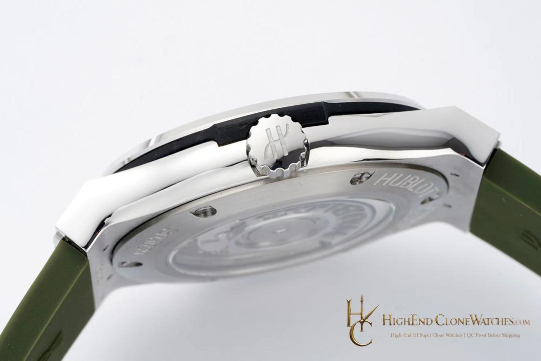 Hublot Classic Fusion Green 42mm 542.NX.8970.RX product view super clone watch