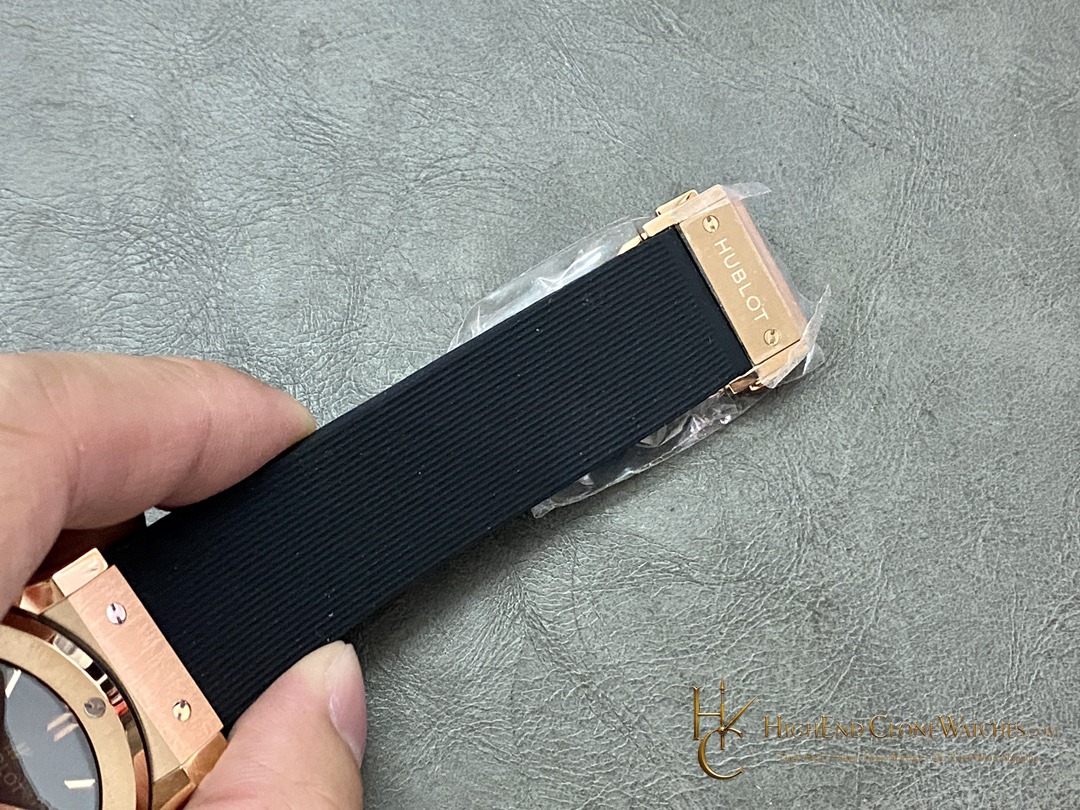 Hublot Classic Fusion King Gold 42mm 542.OX.1181.RX product view super clone watch