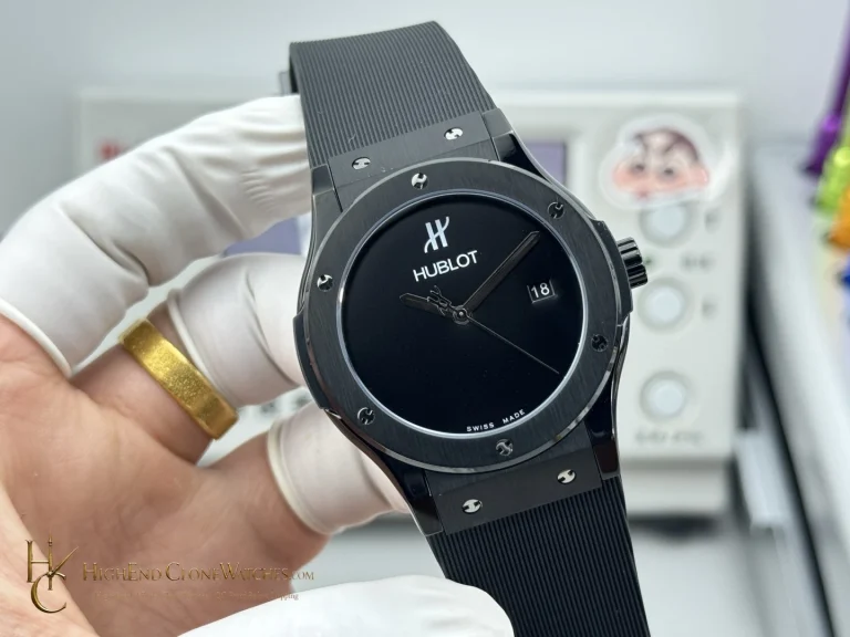 Hublot Classic Fusion Original Black Magic 42mm 542.CX.1270.RX.MDM product view super clone watch