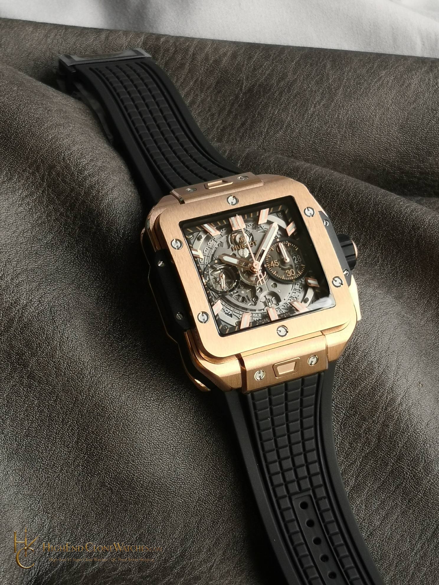 Hublot Square Bang Unico King Gold Ceramic 42mm 821.OM.0180.RX product view super clone watch