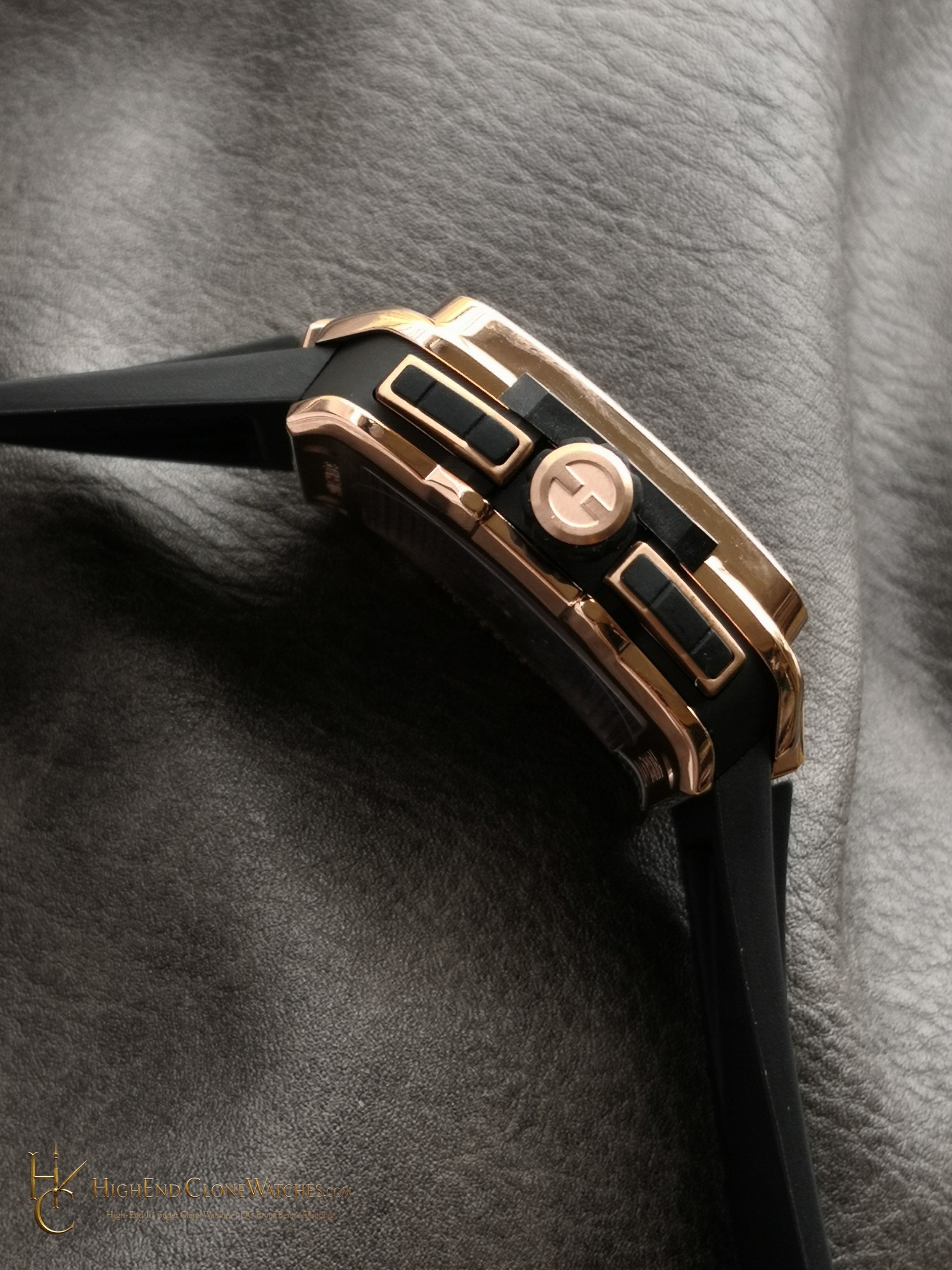 Hublot Square Bang Unico King Gold Ceramic 42mm 821.OM.0180.RX product view super clone watch