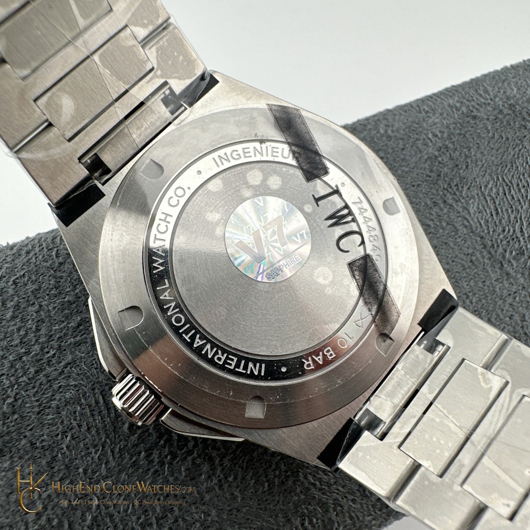 IWC IW328901 Ingenieur Automatic 40 Black Dial super clone watch wrist shot