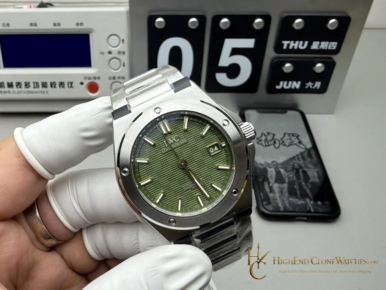 IWC IW328908 Ingenieur Automatic 40 Green Dial super clone watch dial detail