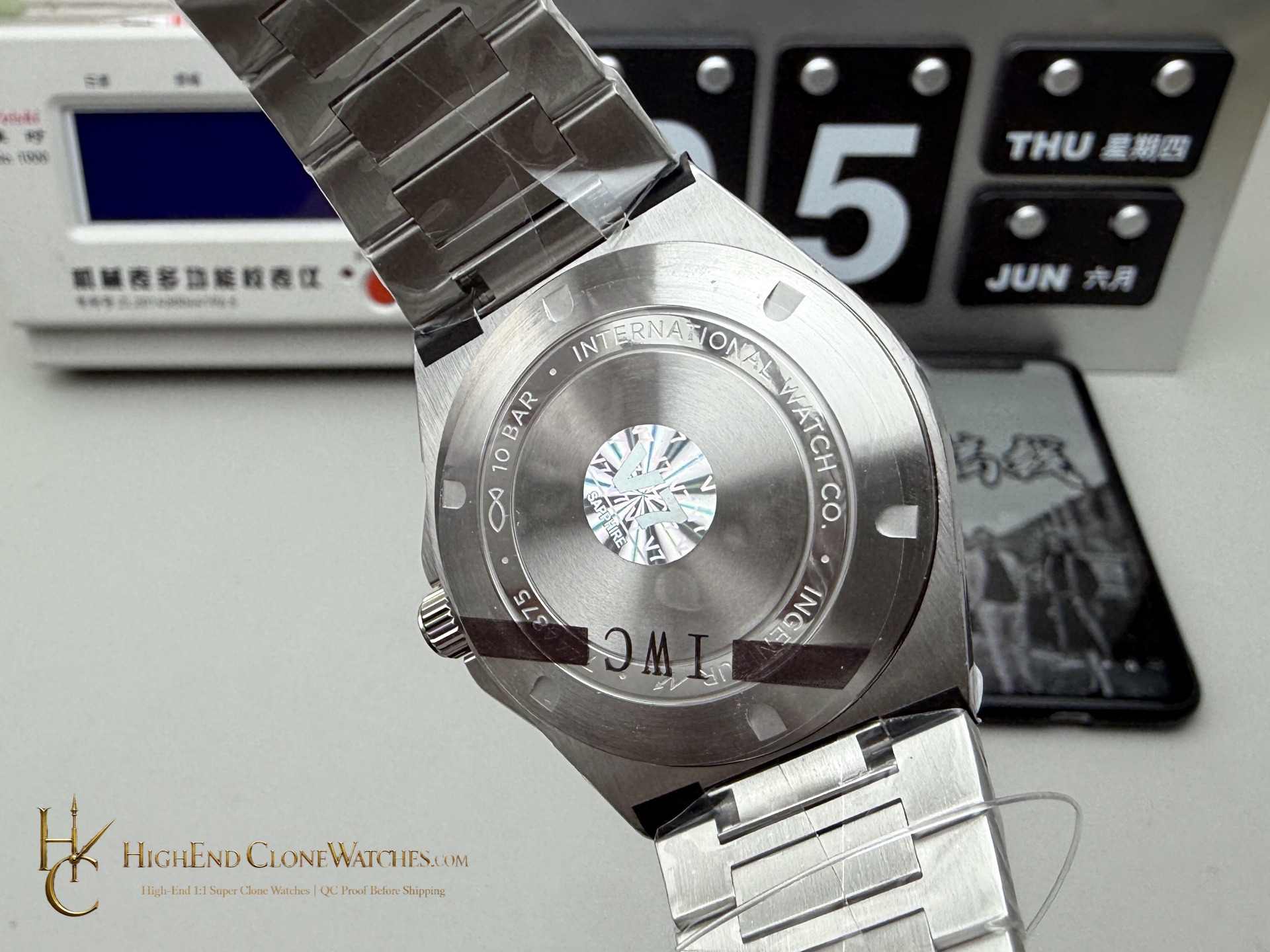 IWC IW328908 Ingenieur Automatic 40 Green Dial super clone watch angled view