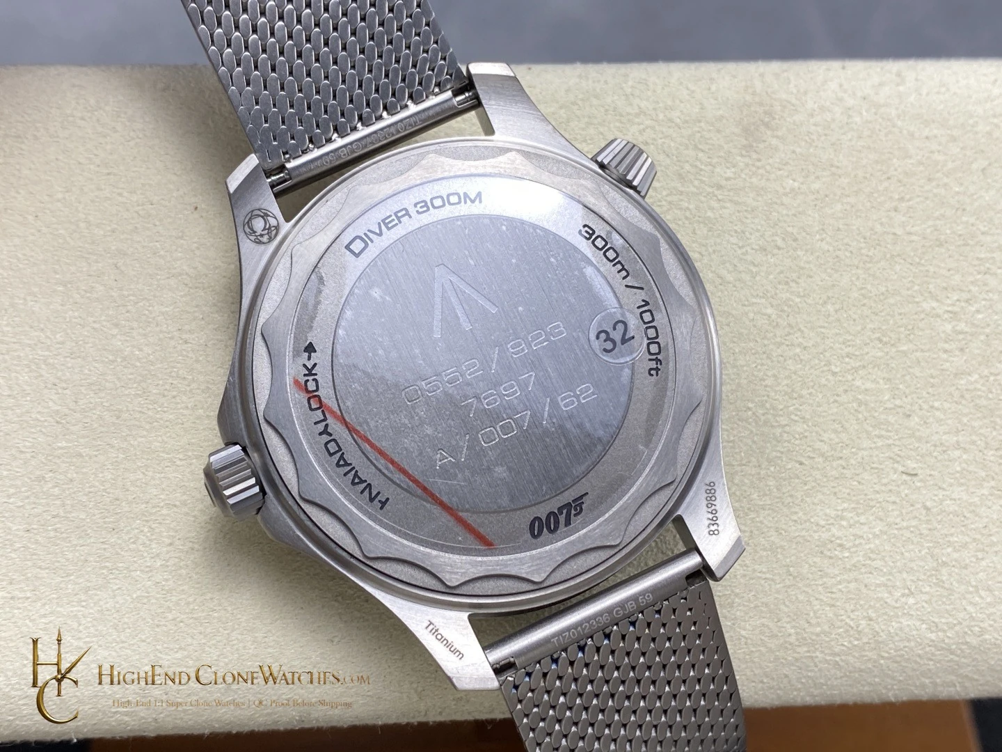 Omega Seamaster Diver 300M 007 Edition 210.90.42.20.01.001 42mm product view super clone watch - product view 6