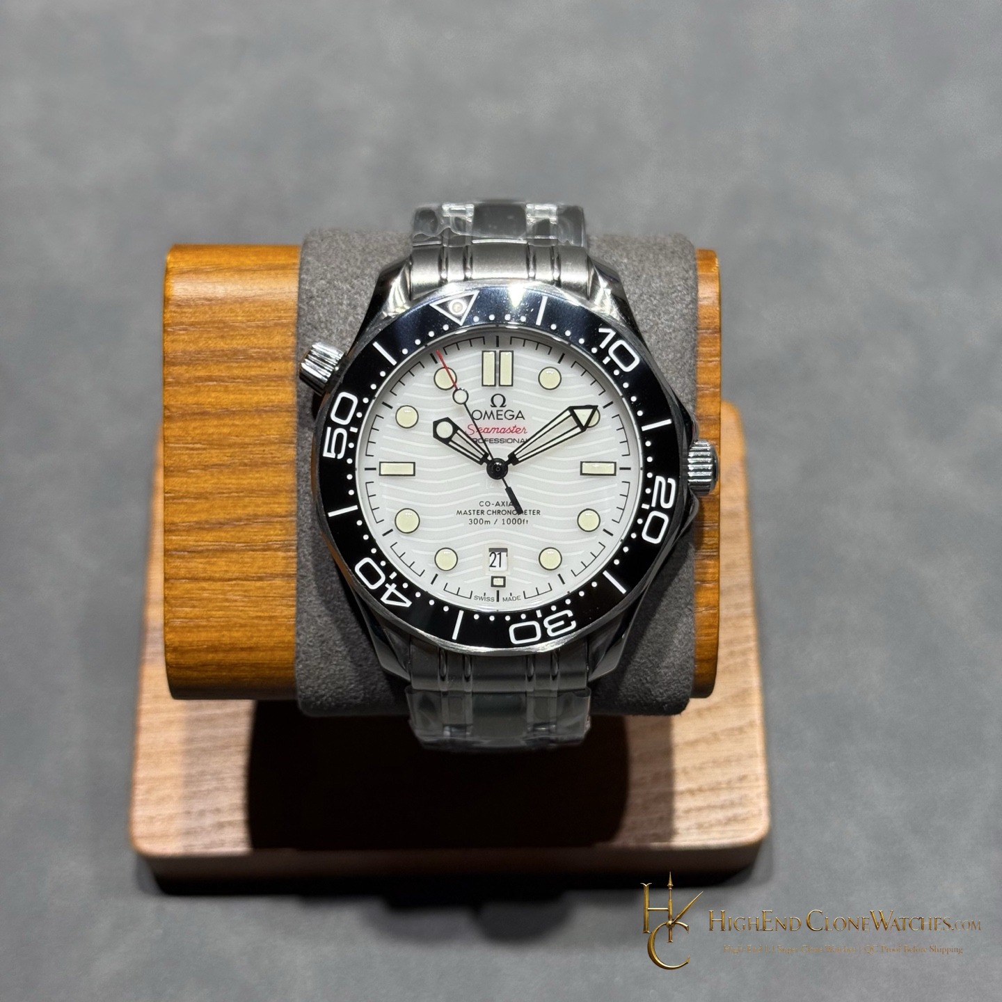 Omega Seamaster Diver 300M 210.30.42.20.04.001 42mm product view super clone watch