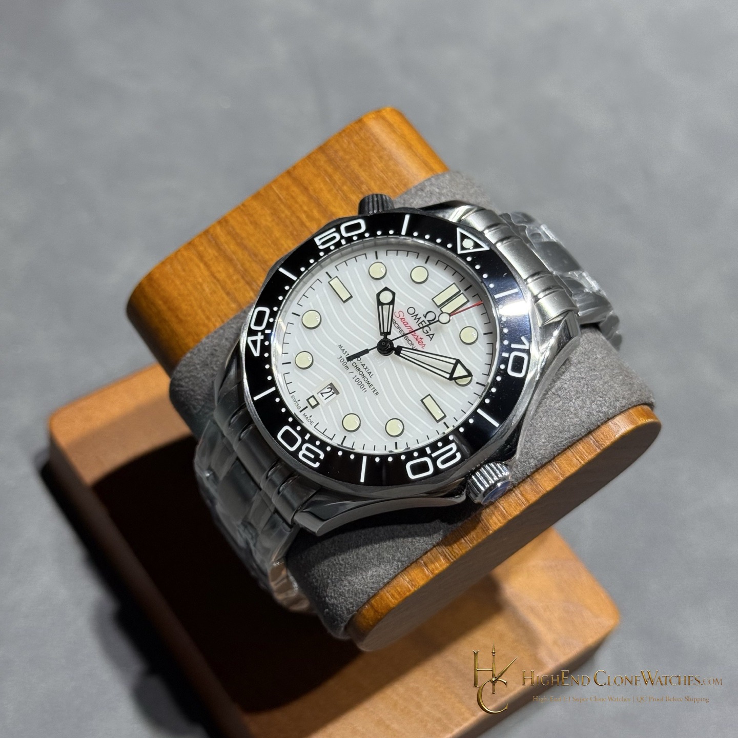 Omega Seamaster Diver 300M 210.30.42.20.04.001 42mm product view super clone watch
