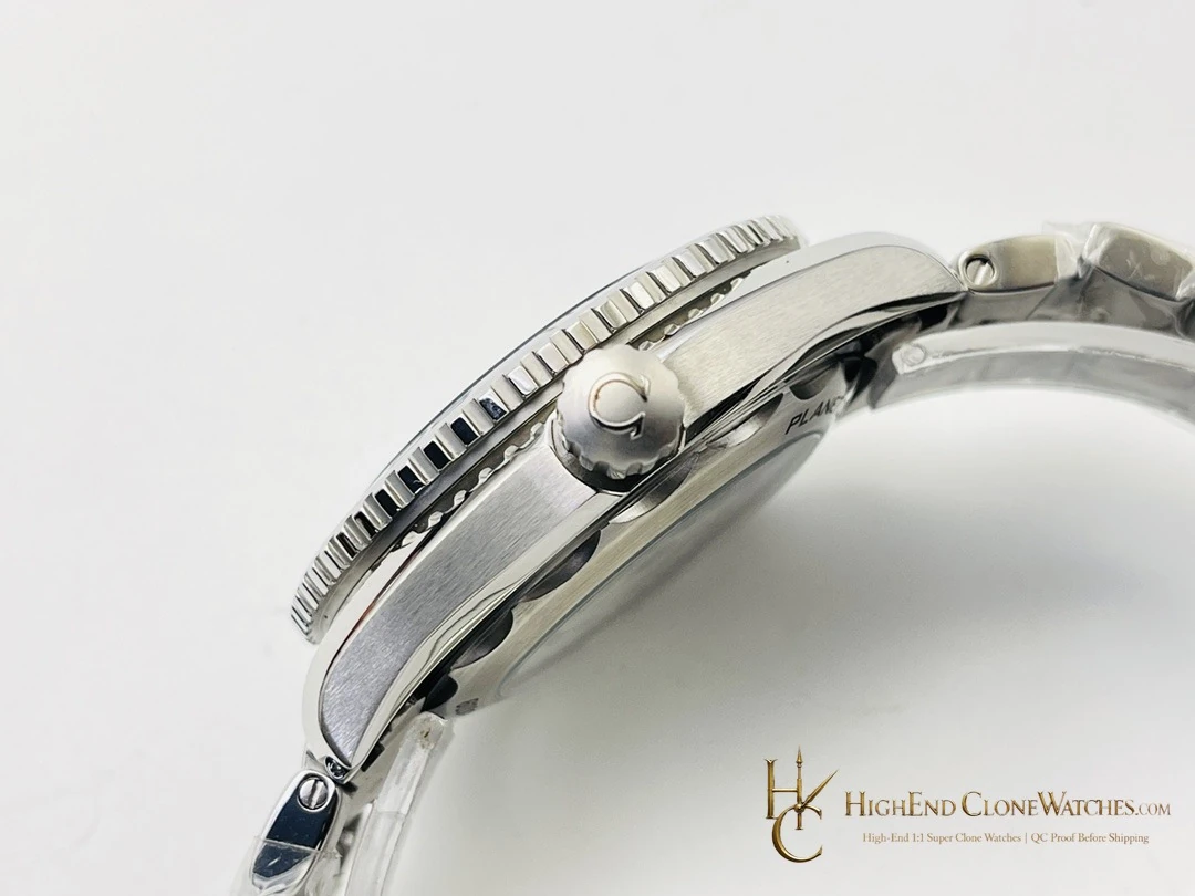 Omega Seamaster Planet Ocean 600M 215.30.44.21.01.002 43.5mm product view super clone watch - product view 5