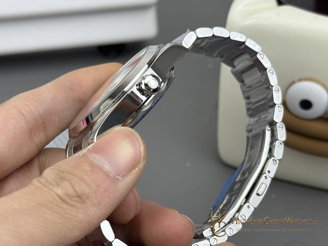 Omega Seamaster Aqua Terra 150M 220.10.41.21.01.002 41mm product view super clone watch