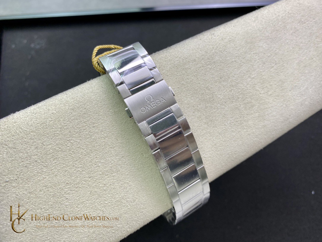Omega Seamaster Aqua Terra 150M 220.12.41.21.01.002 41mm product view super clone watch