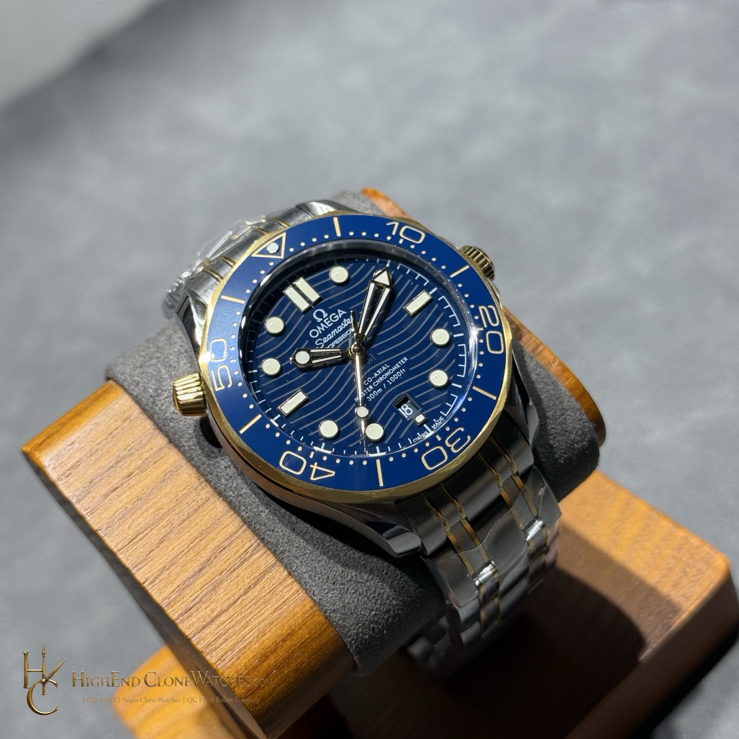 Omega Seamaster Diver 300M 210.20.42.20.03.001 42mm product view super clone watch