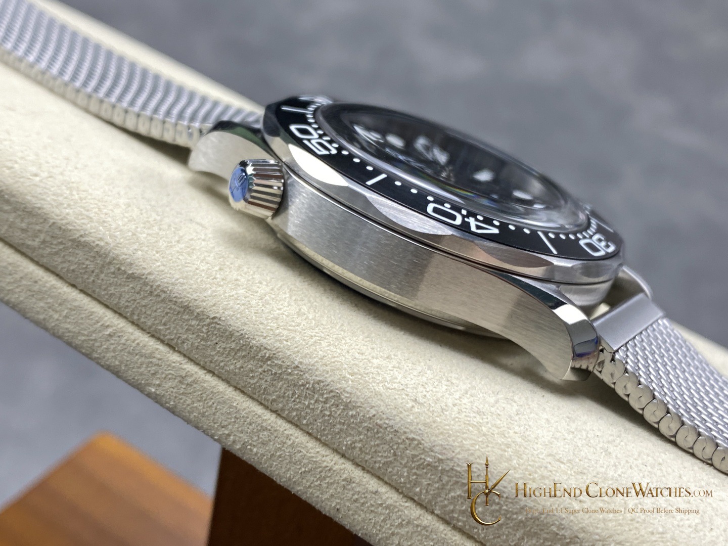 Omega Seamaster Diver 300M 210.30.42.20.01.010 42mm product view super clone watch