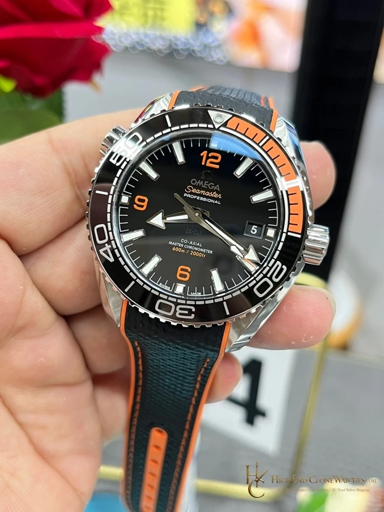 Omega Seamaster Planet Ocean 600m 215.32.44.21.01.001 43.5mm product view super clone watch