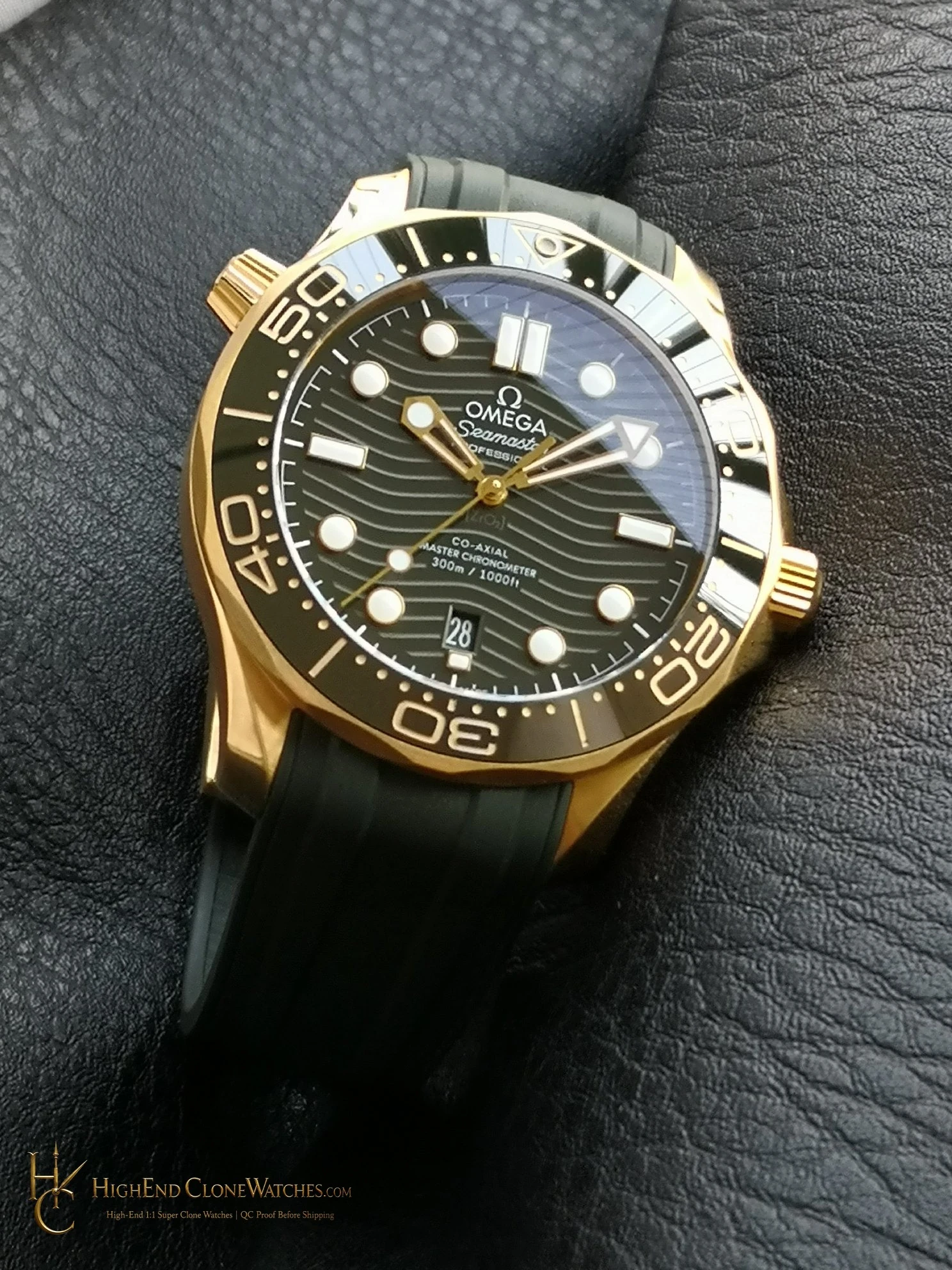 Omega Seamaster Diver 300M 210.62.42.20.10.001 close-up bezel and dial view super clone watch