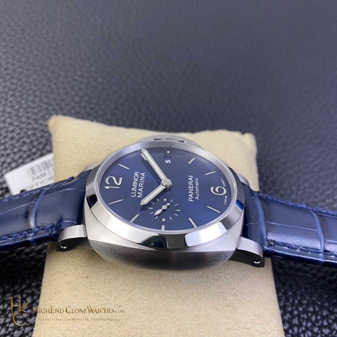 Panerai Luminor Marina 1950 3 Days Automatic PAM01393 Blue Dial 42mm product view super clone watch