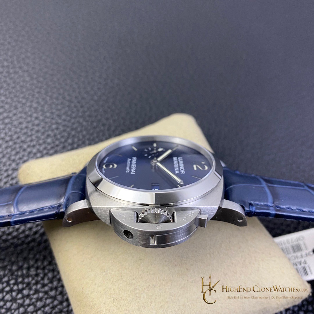 Panerai Luminor Marina 1950 3 Days Automatic PAM01393 Blue Dial 42mm product view super clone watch