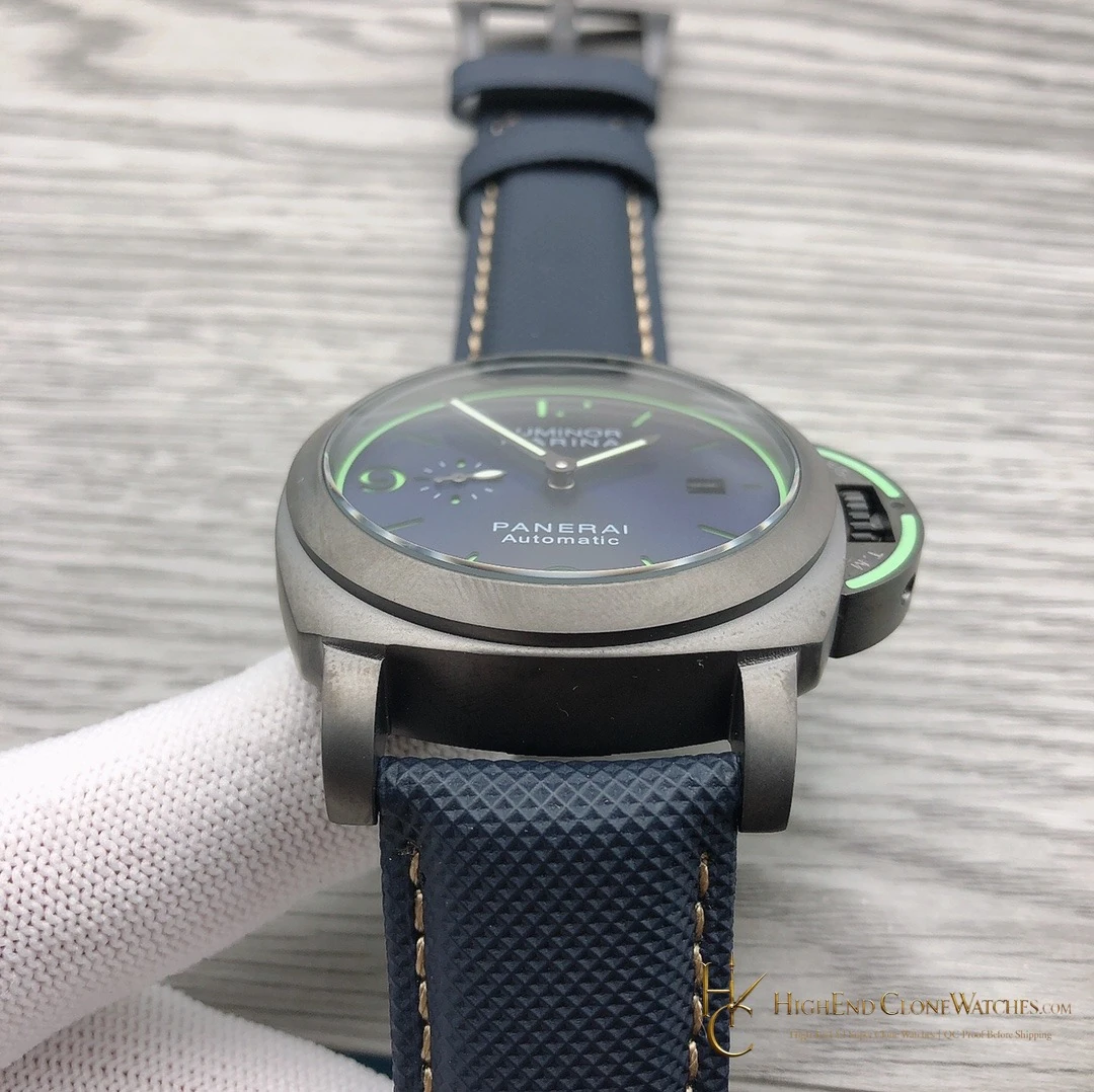 Panerai Luminor Marina 44mm Pam01117 product view super clone watch - product view 3