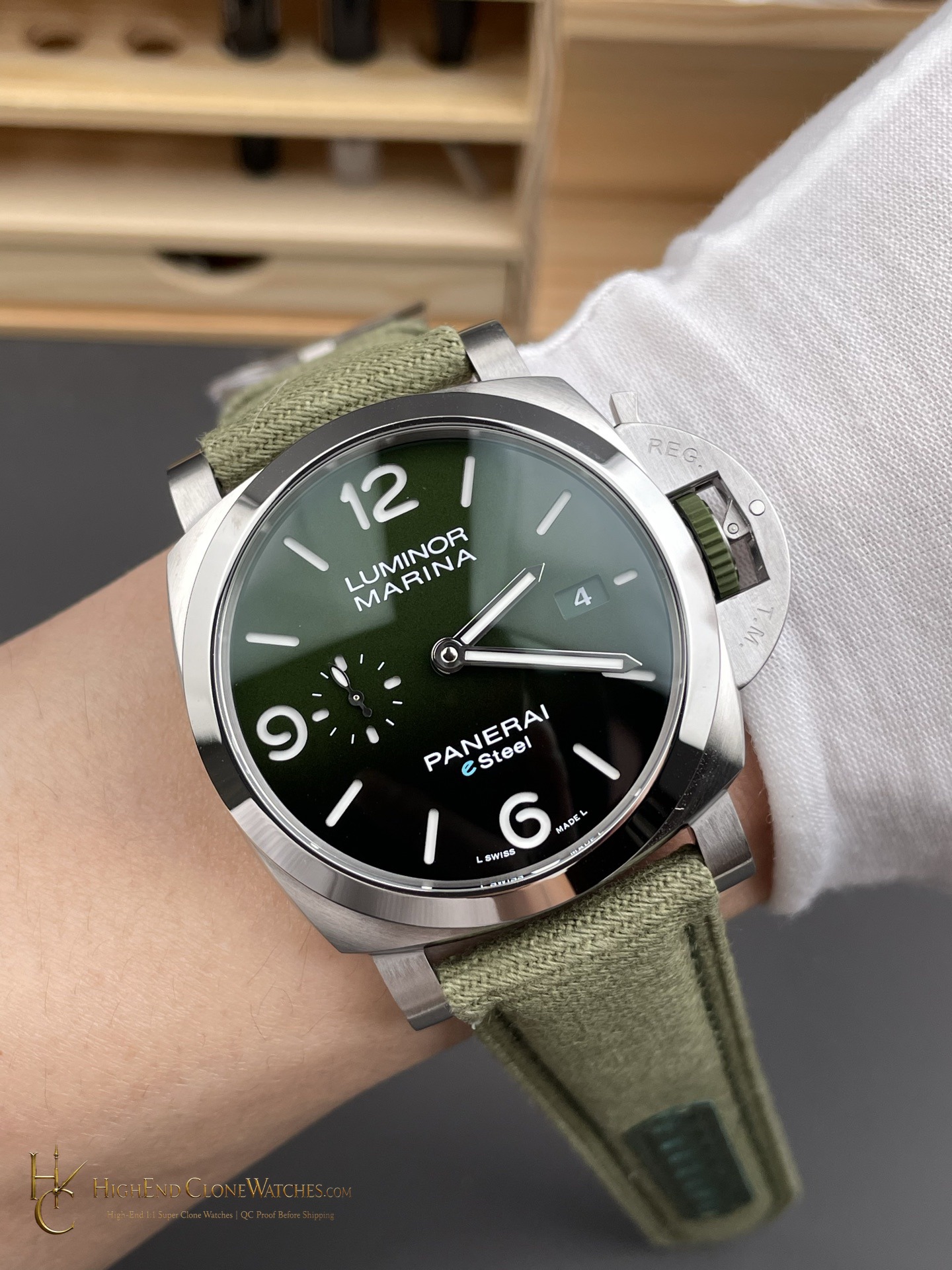 Panerai Luminor Marina Verde Smeraldo PAM01356 44mm product view super clone watch