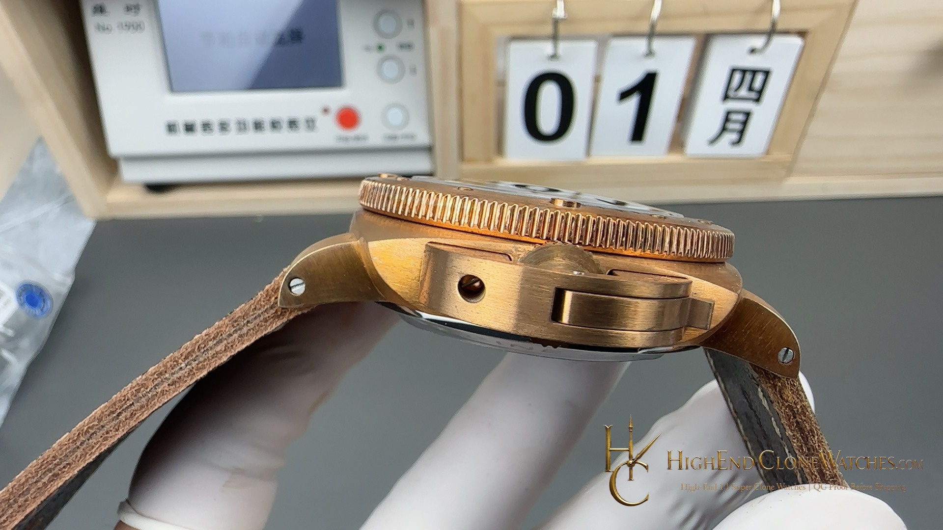 Panerai Submersible 1950 3 Days Automatic Bronzo PAM00382 product view super clone watch