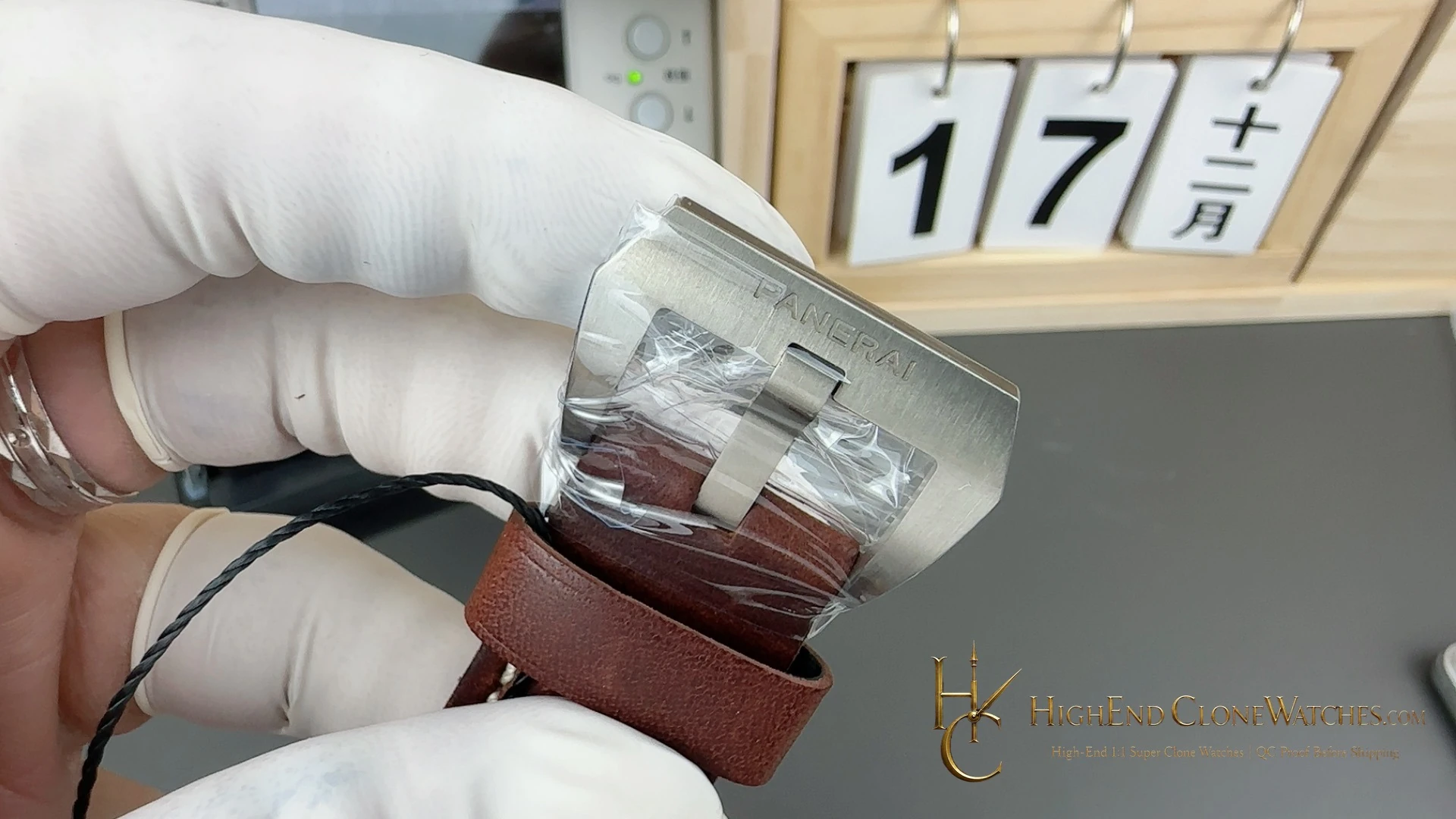 Panerai Submersible Bronzo PAM00968 Brown Dial product view super clone watch - product view 4