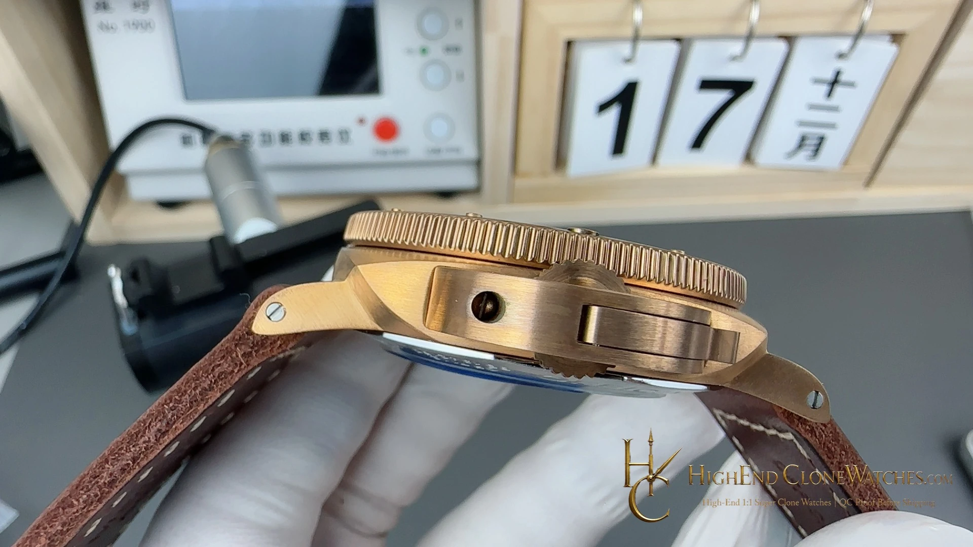 Panerai Submersible Bronzo PAM00968 Brown Dial product view super clone watch - product view 5