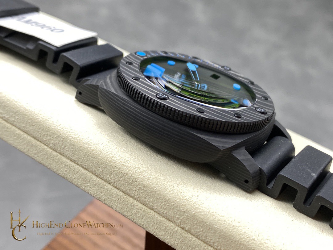 Panerai Submersible Carbontech PAM00960 product view super clone watch