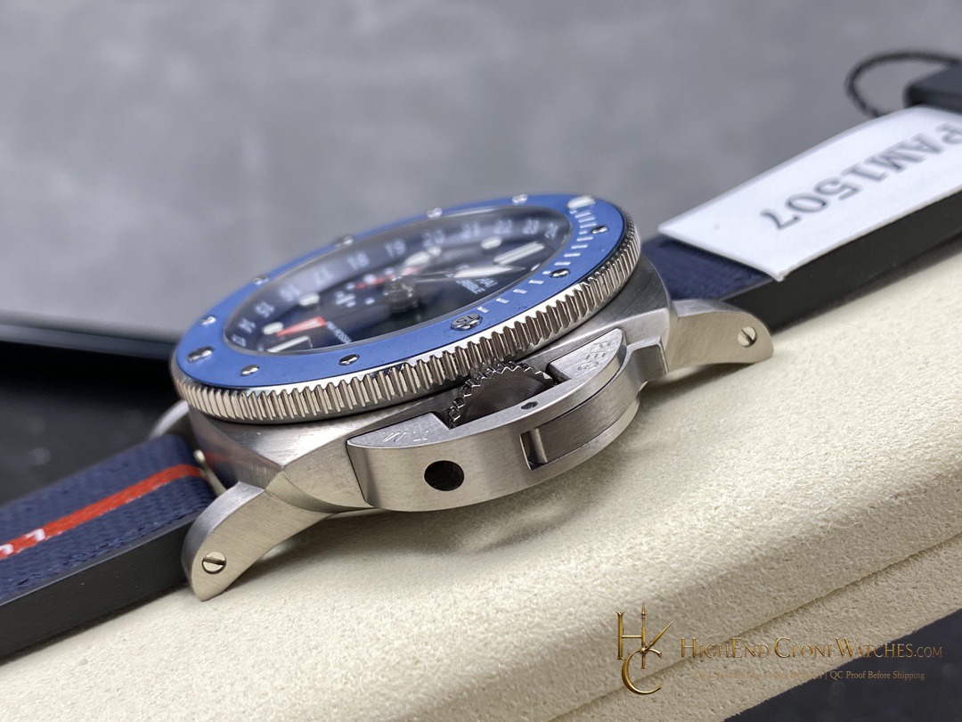Panerai Submersible GMT Luna Rossa Titanio PAM01507 42mm product view super clone watch