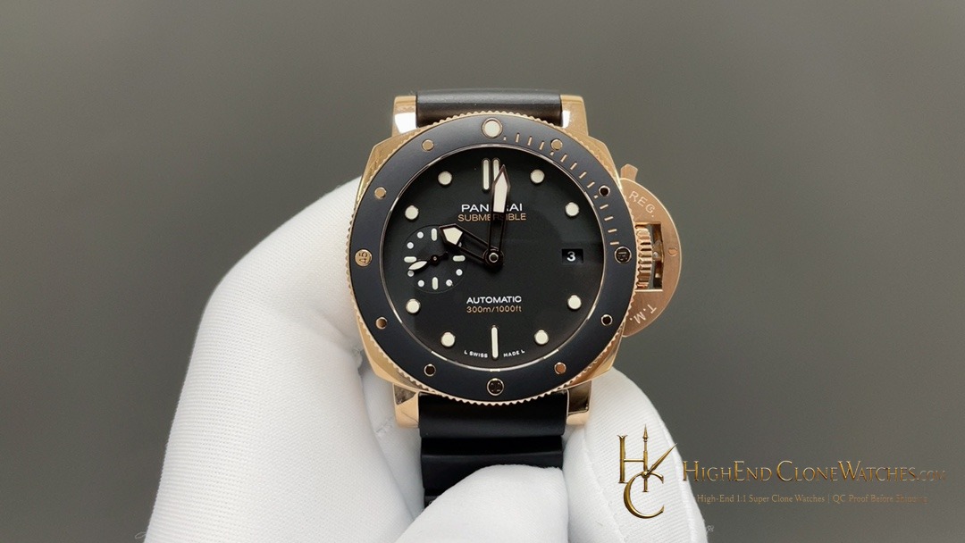 Panerai Submersible Goldtech PAM02164 Black Dial product view super clone watch