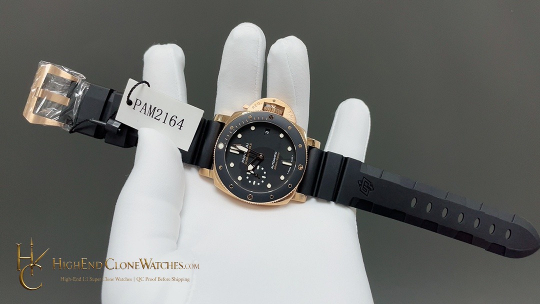 Panerai Submersible Goldtech PAM02164 Black Dial product view super clone watch