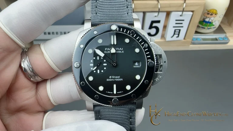 Panerai Submersible QuarantaQuattro Grigio Roccia PAM01288 product view super clone watch