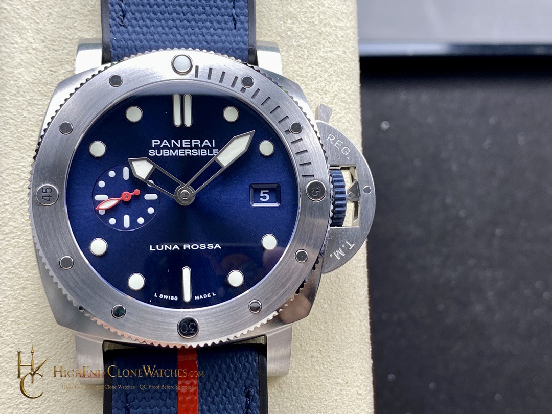 Panerai Submersible QuarantaQuattro Luna Rossa PAM01391 44mm product view super clone watch
