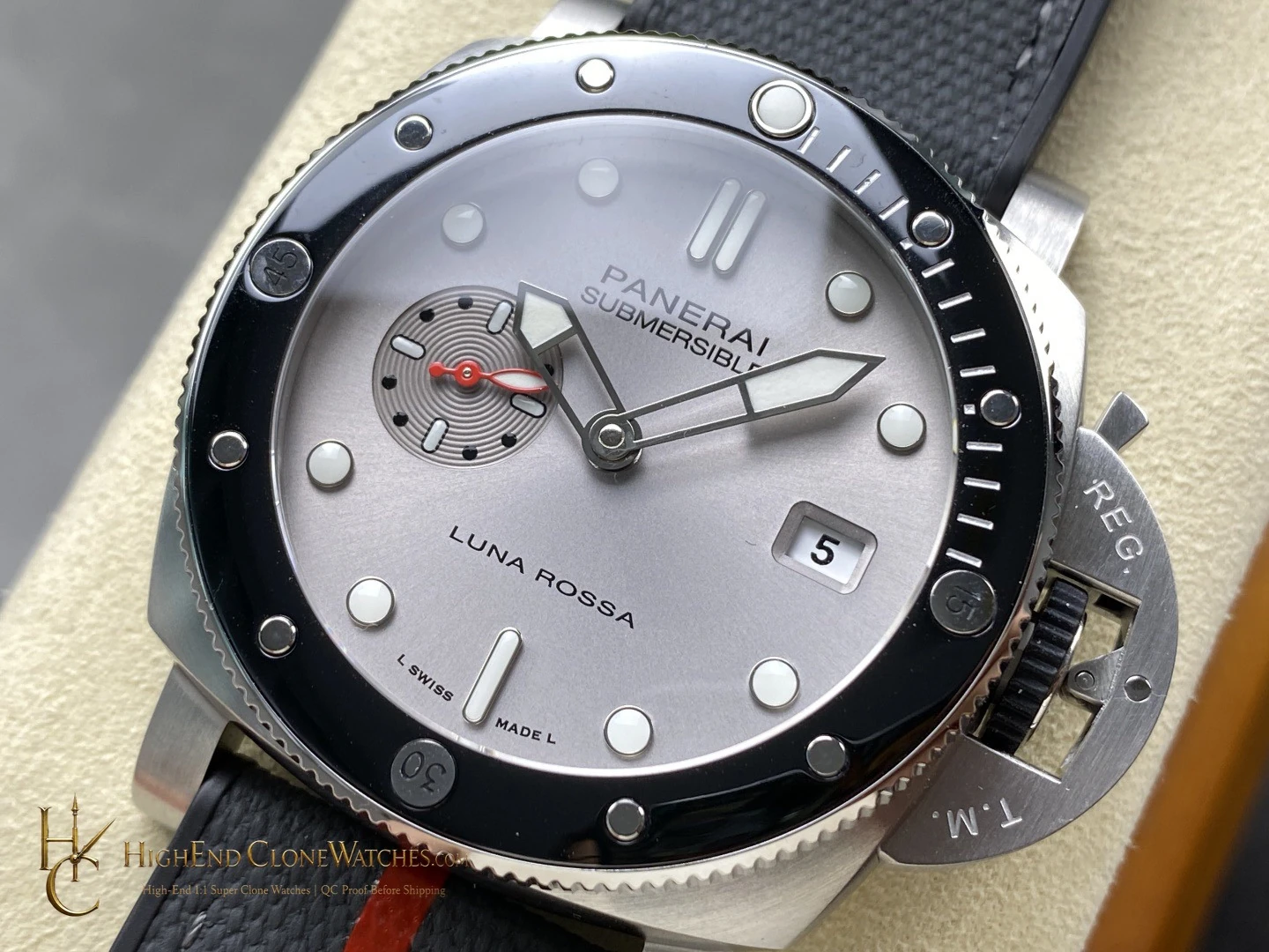 Panerai Submersible QuarantaQuattro Luna Rossa PAM01681 44mm product view super clone watch - product view 3