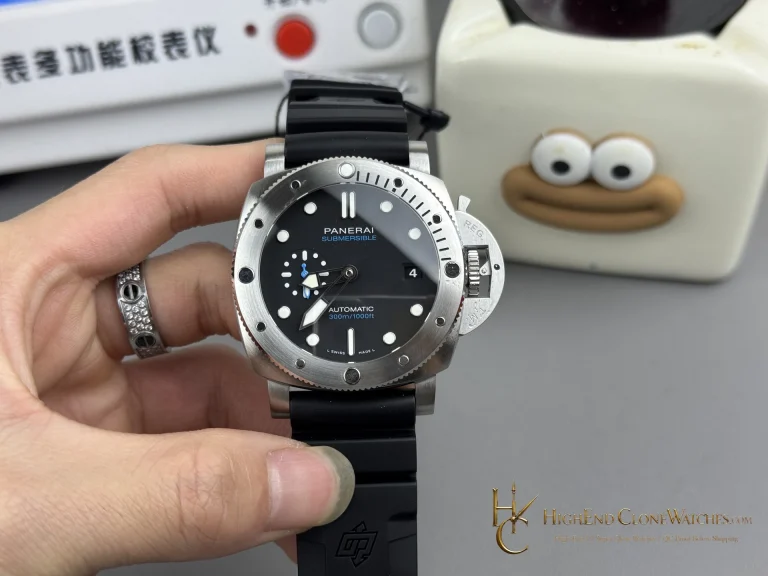 Panerai Submersible QuarantaQuattro PAM01229 product view super clone watch