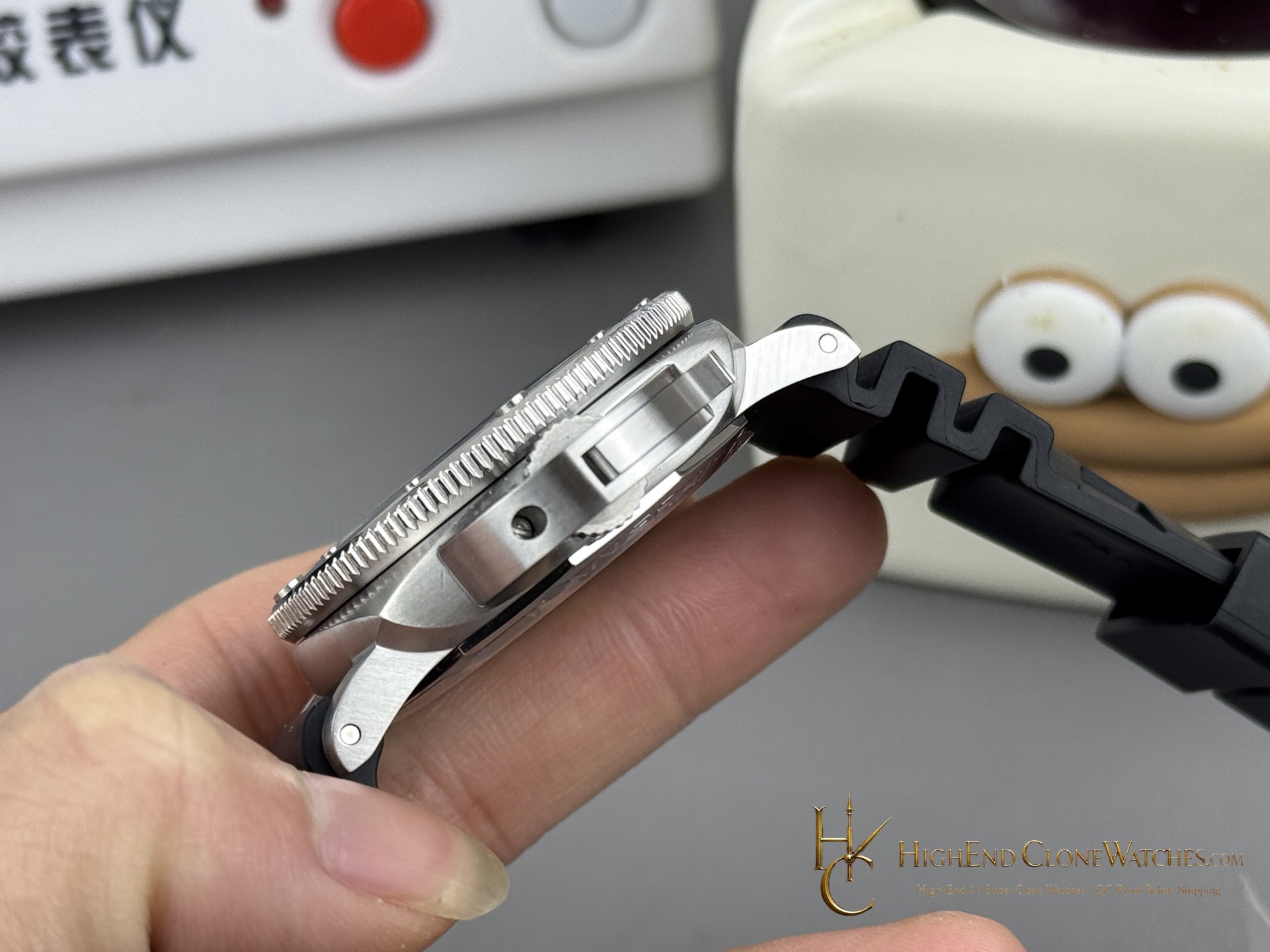 Panerai Submersible QuarantaQuattro PAM01229 product view super clone watch