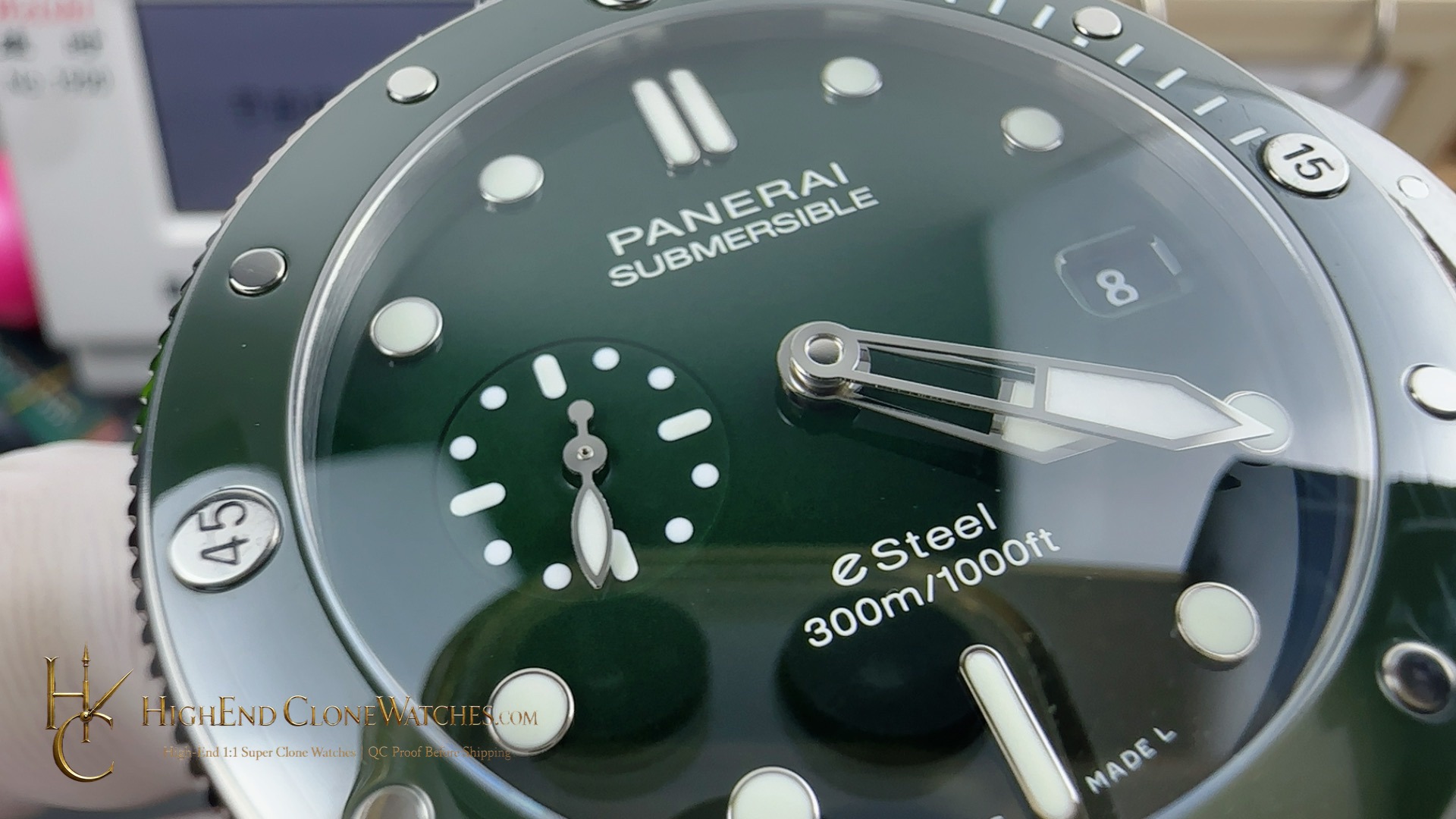Panerai Submersible QuarantaQuattro Verde Smeraldo PAM01287 New version product view super clone watch