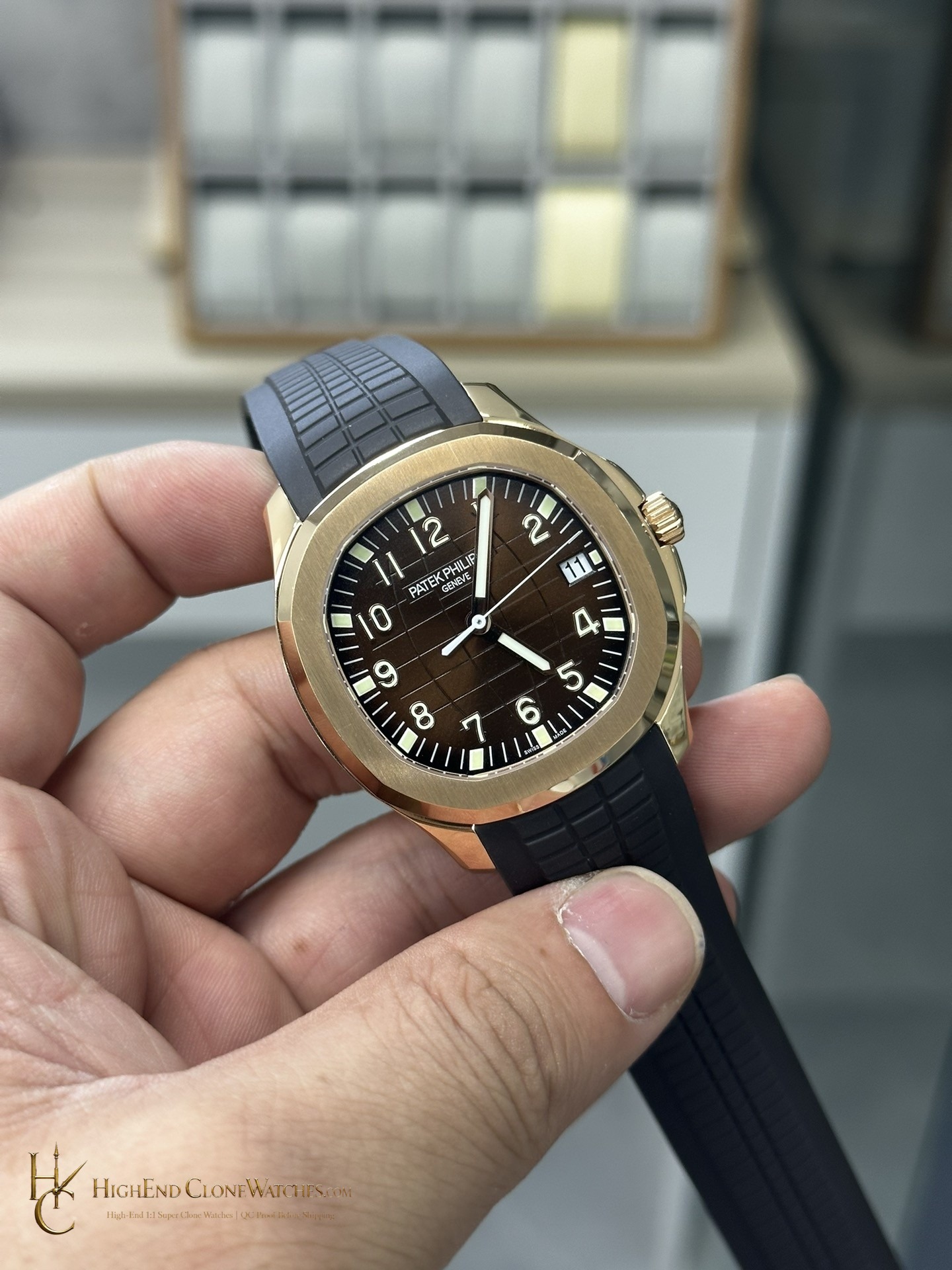 Patek Philippe Aquanaut Rose Gold 5167R-001 40.8mm product view super clone watch