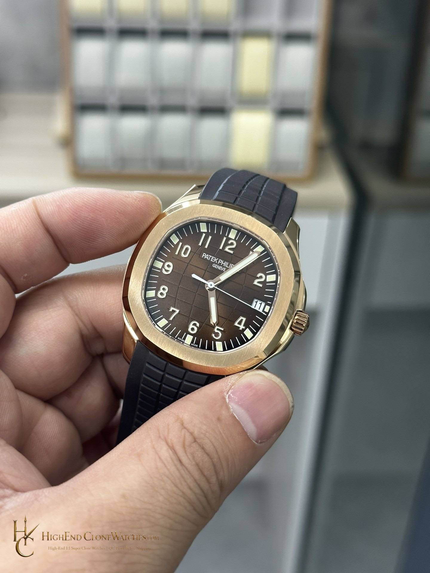 Patek Philippe Aquanaut Rose Gold 5167R-001 40.8mm product view super clone watch