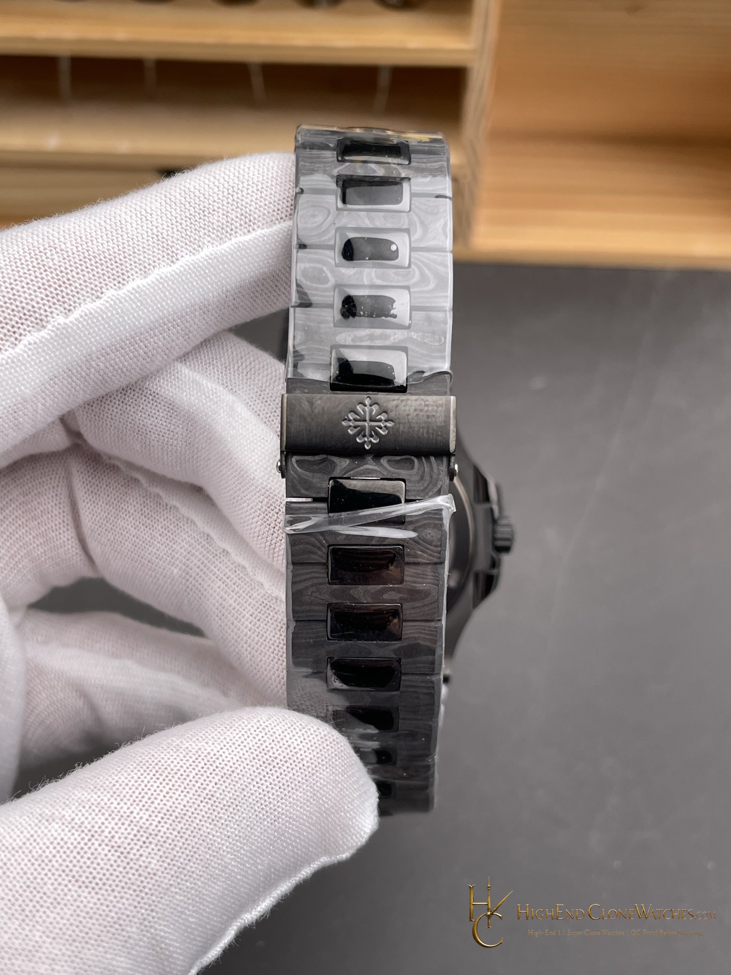 Patek Philippe DiW Nautilus buckle or clasp detail super clone watch
