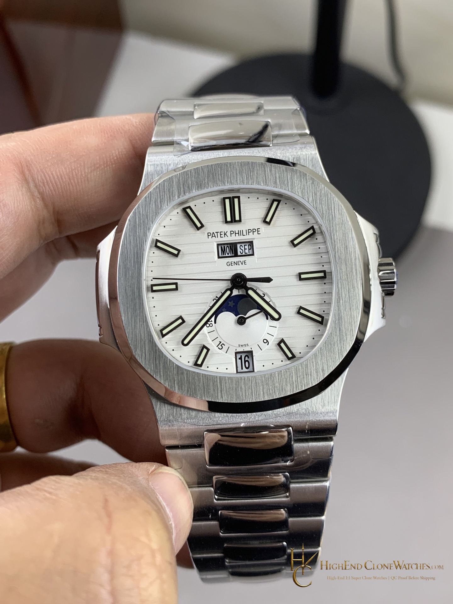 Patek Philippe Nautilus 5726 Annual Calendar White Dial product view super clone watch