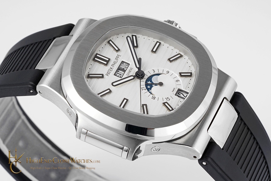 Patek Philippe Nautilus Annual Calendar 5726 bezel detail super clone watch