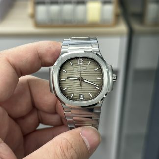 Patek Philippe Nautilus 7118/1A-011 35.2mm product view super clone watch