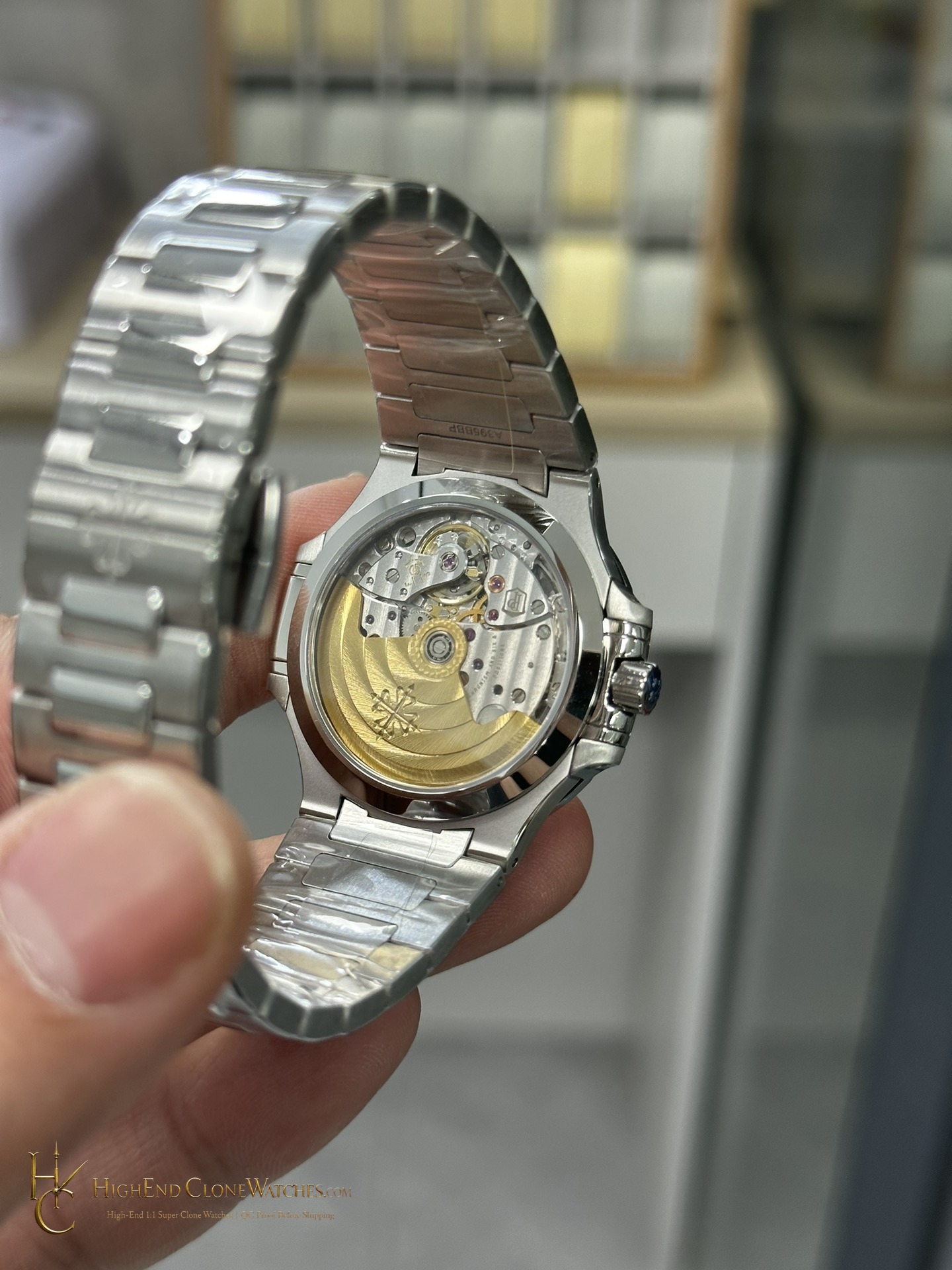 Patek Philippe Nautilus 7118/1A-011 35.2mm product view super clone watch
