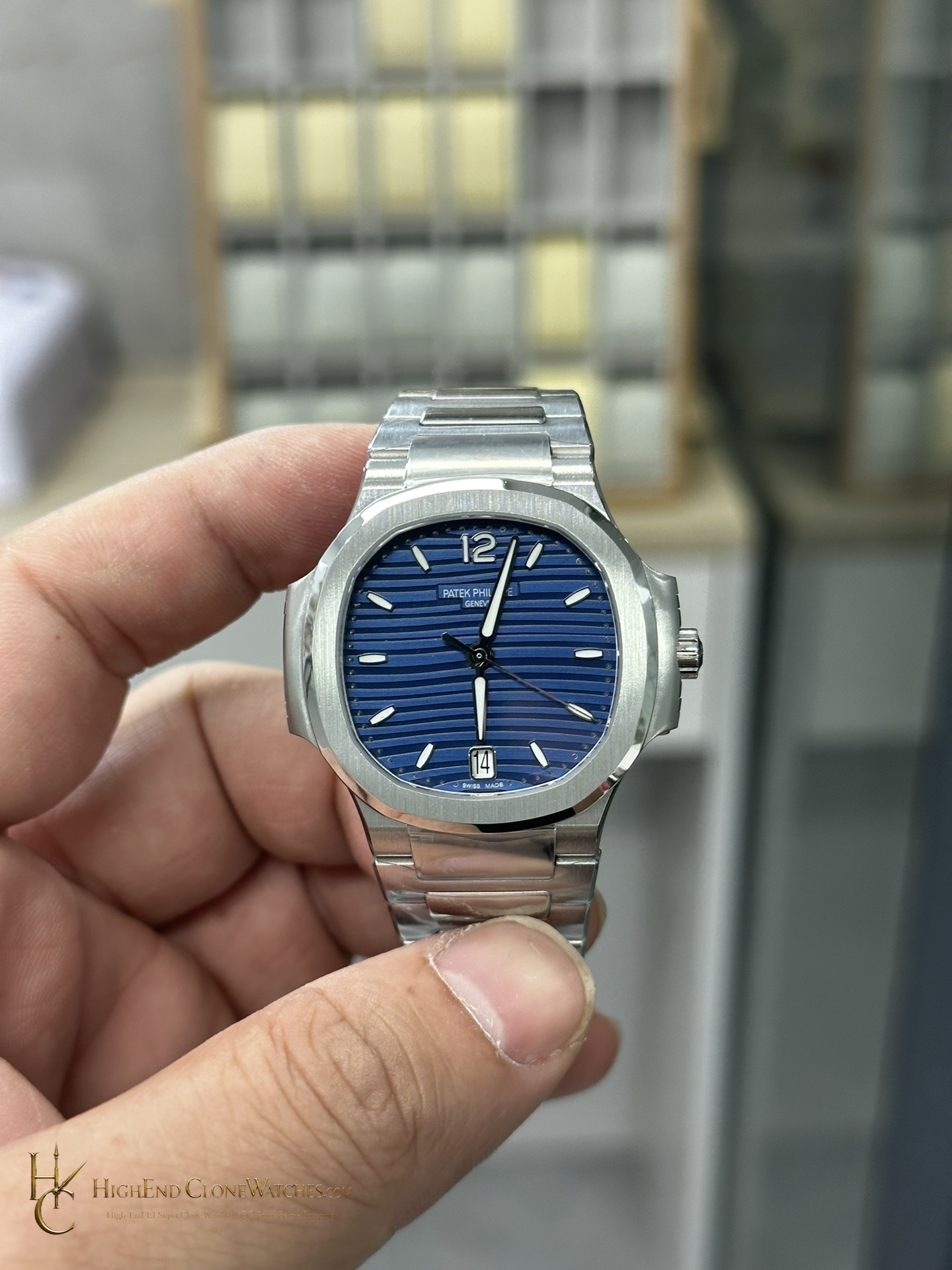 Patek Philippe Nautilus Blue Dial 7118/1A 35.2mm product view super clone watch
